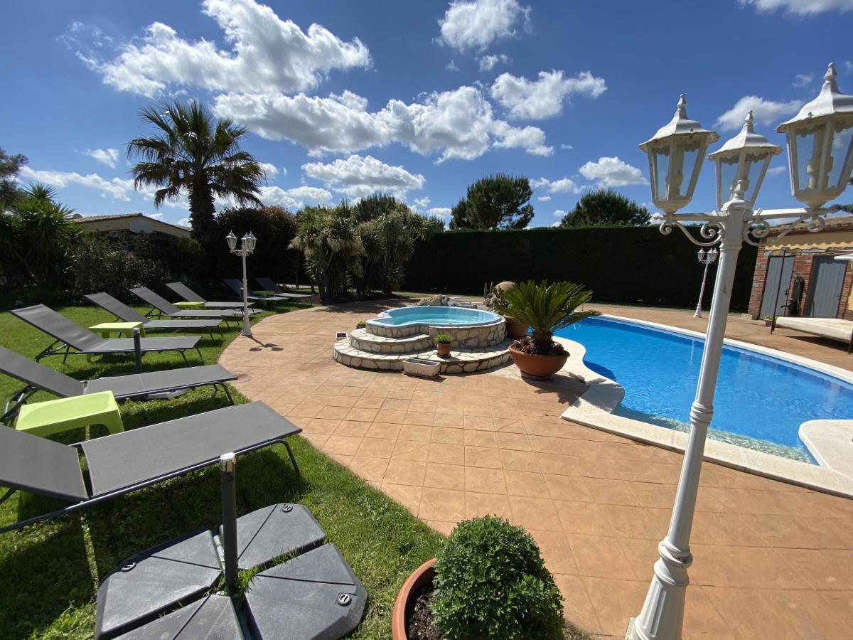 La Villa Du Golf Peralada Exteriör bild